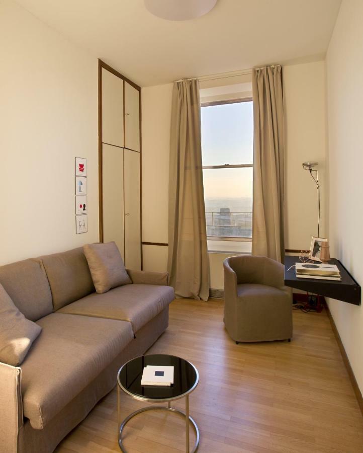 Domux Home Torre Velasca Milan Luaran gambar