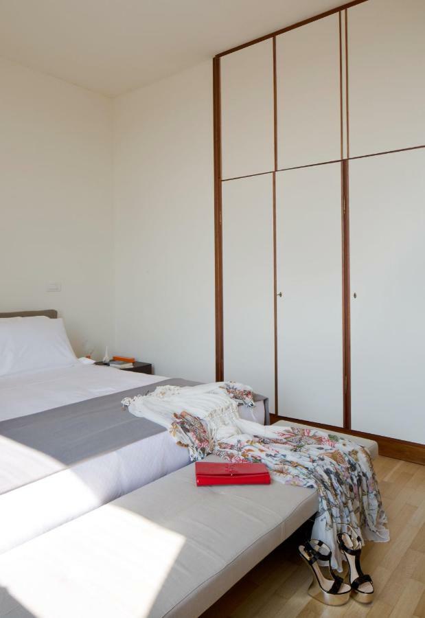 Domux Home Torre Velasca Milan Luaran gambar