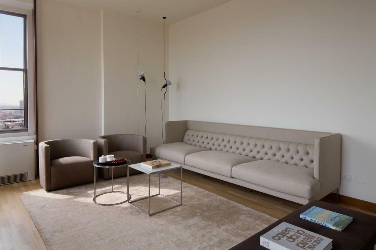 Domux Home Torre Velasca Milan Luaran gambar