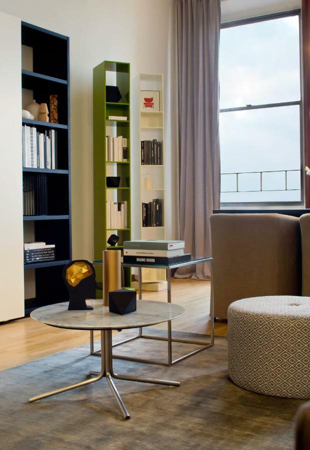 Domux Home Torre Velasca Milan Luaran gambar