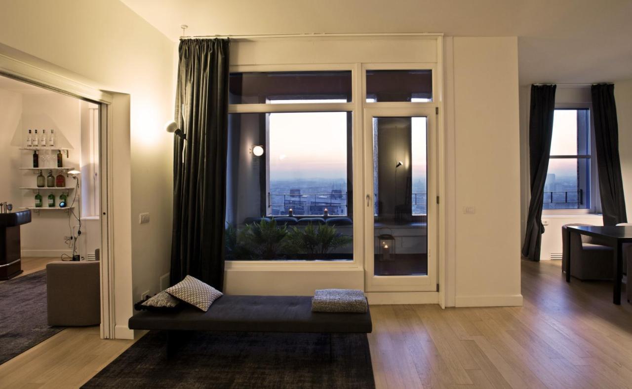 Domux Home Torre Velasca Milan Luaran gambar